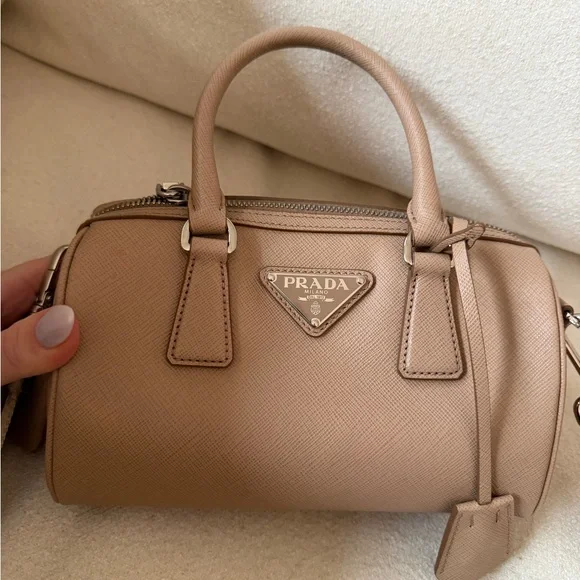 RARE Prada Saffiano leather top-handle bag cameo beige - Picture 2 of 13